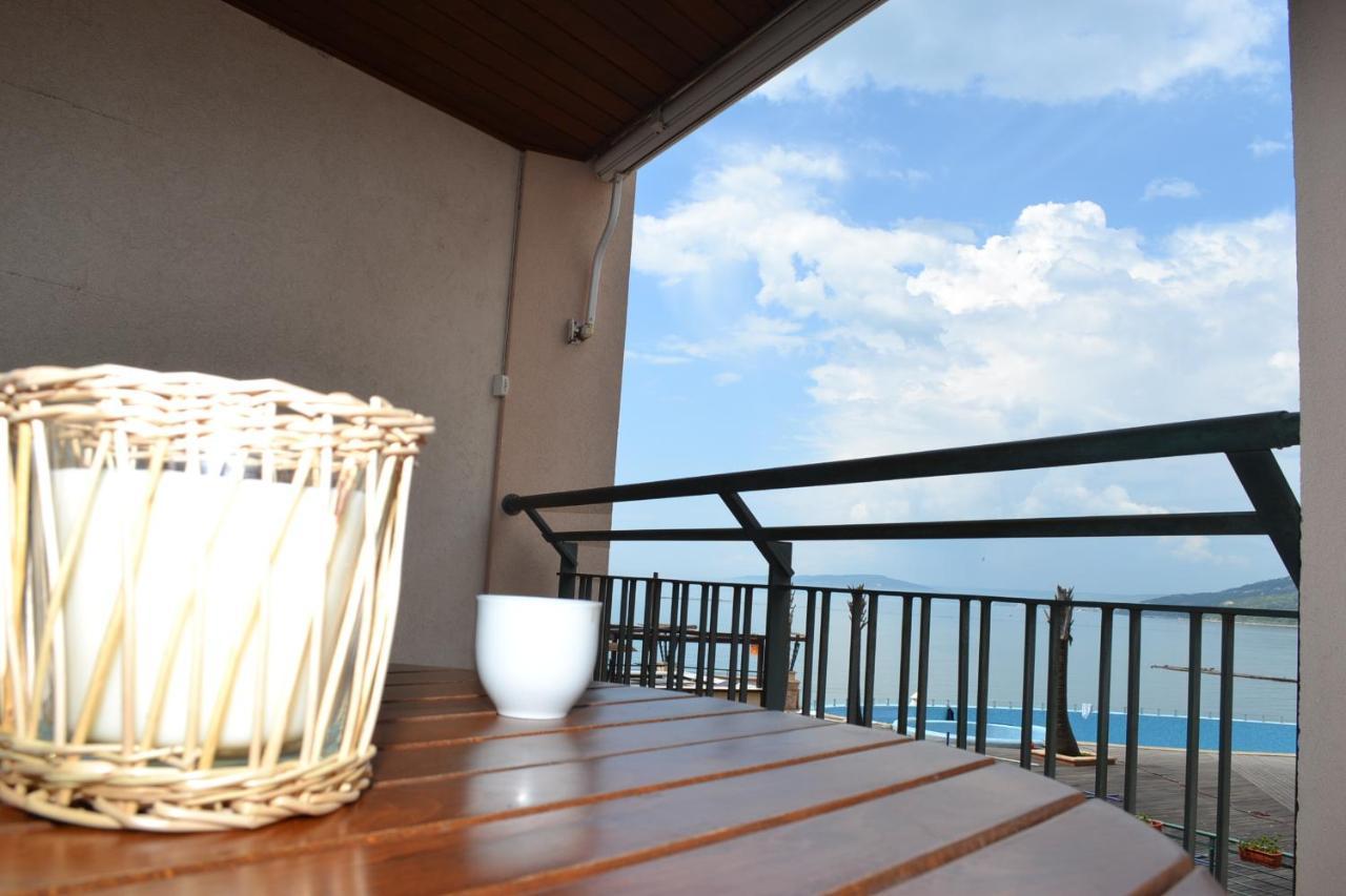 Port Balchik Apartment Exteriör bild